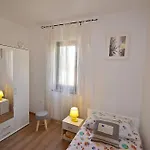 Tina & Denis Apartment *