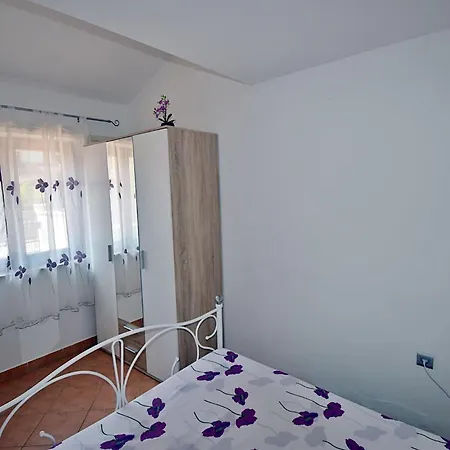 Apartman Tina & Denis Póla