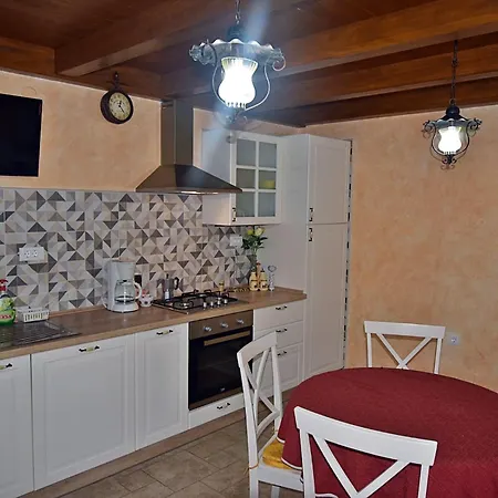 Tina & Denis Apartman