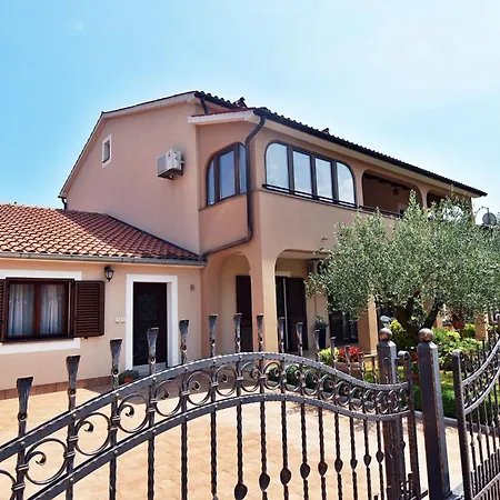 Apartman Tina & Denis